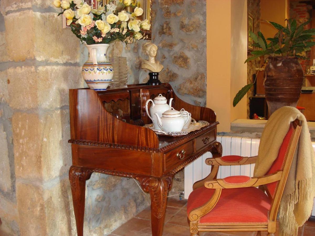 Hotel Palacio Garcia Quijano Corrales De Buelna Экстерьер фото