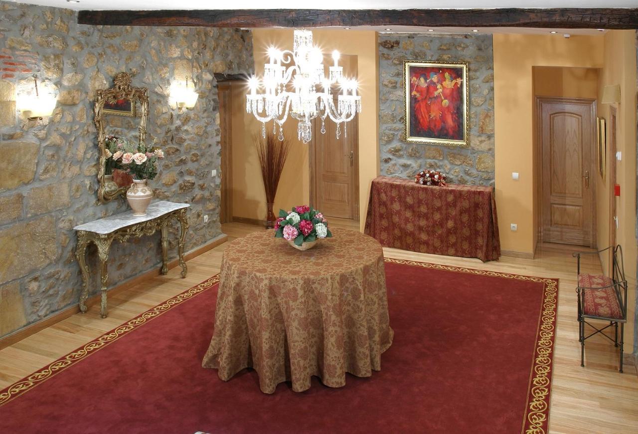 Hotel Palacio Garcia Quijano Corrales De Buelna Экстерьер фото